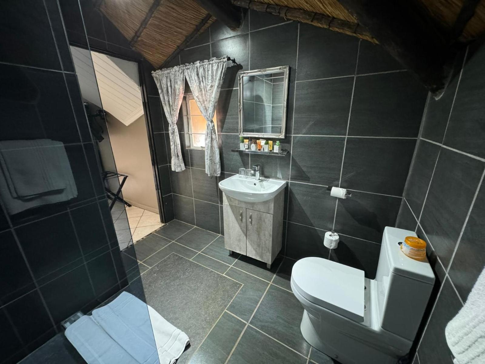Echo Mountain Inn (Adults Only) Thabazimbi Pokój zdjęcie